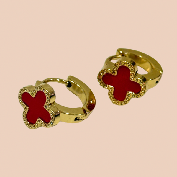 ARETES DORADO CON ROJO