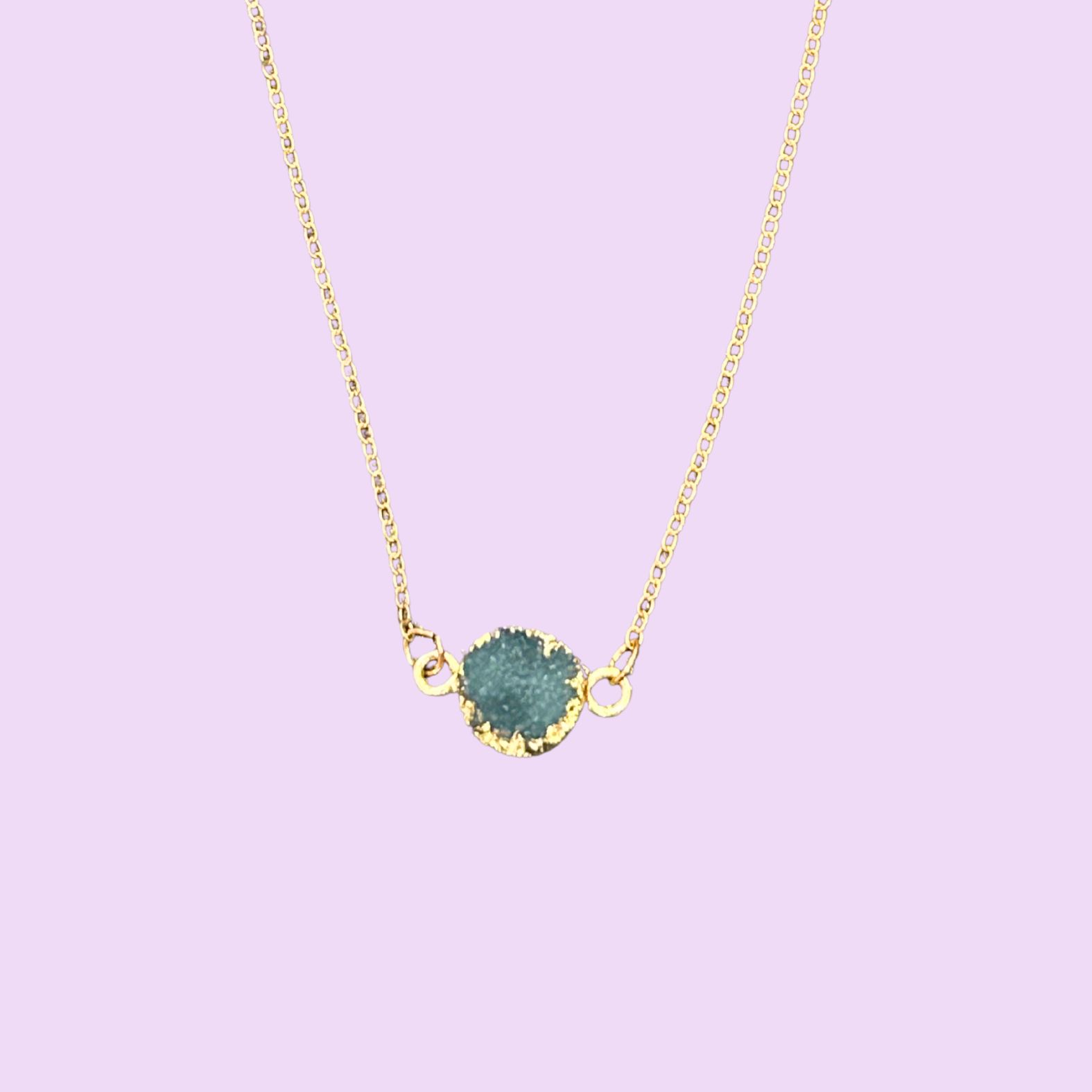 COLLAR PIEDRA VERDE