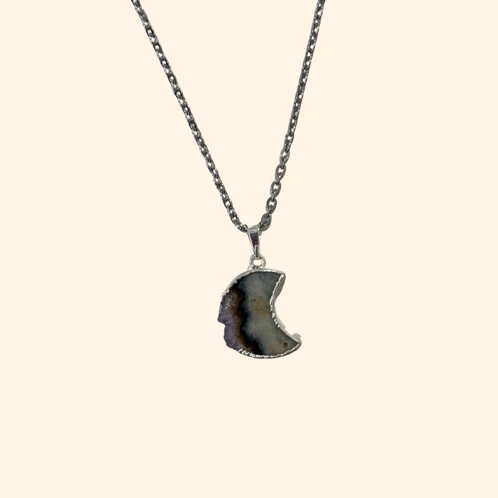 COLLAR AMATISTA LUNA