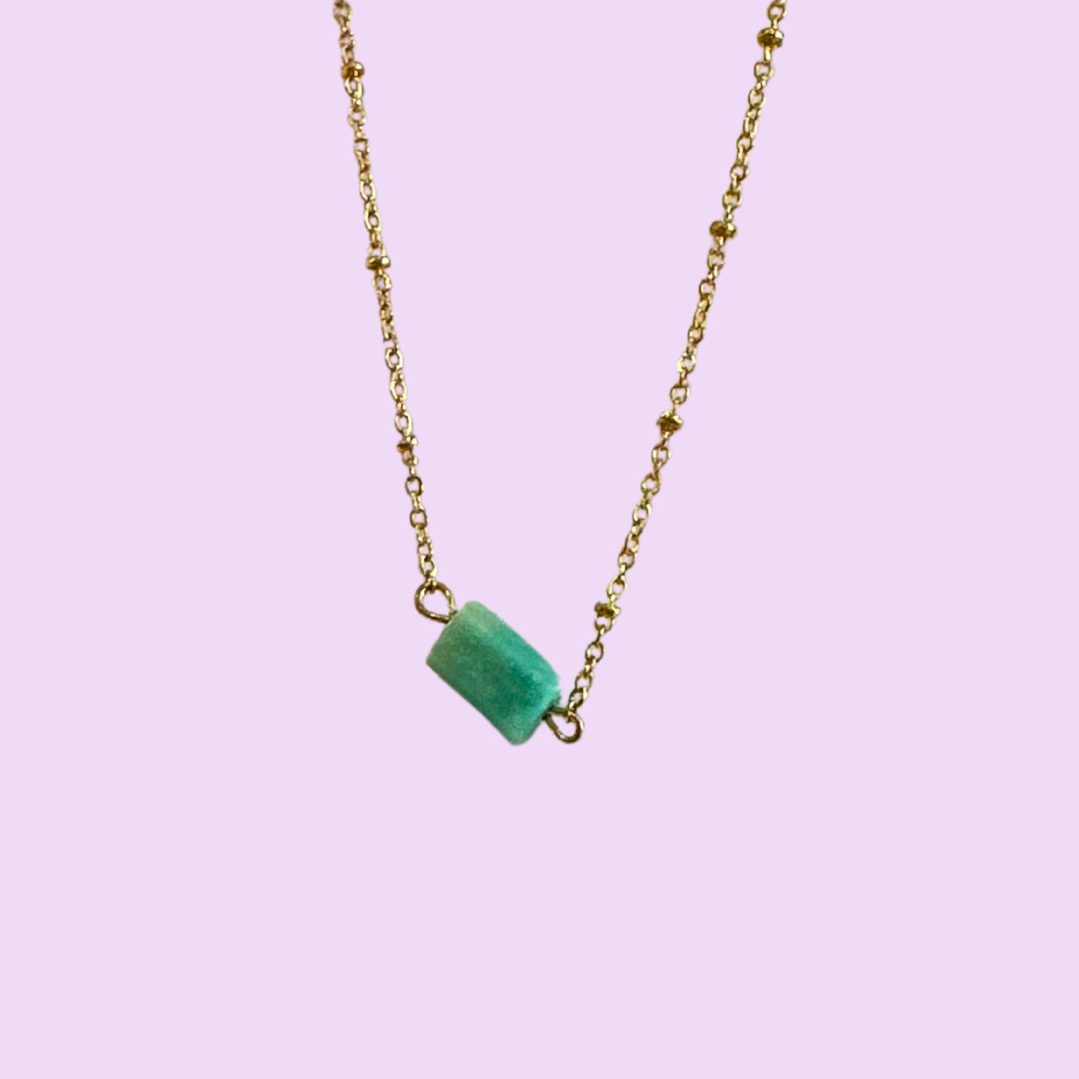 COLLAR PIEDRA VERDE