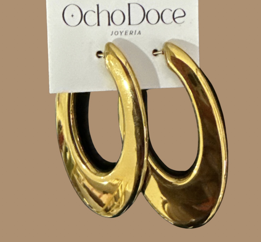 OCHO DOCE
