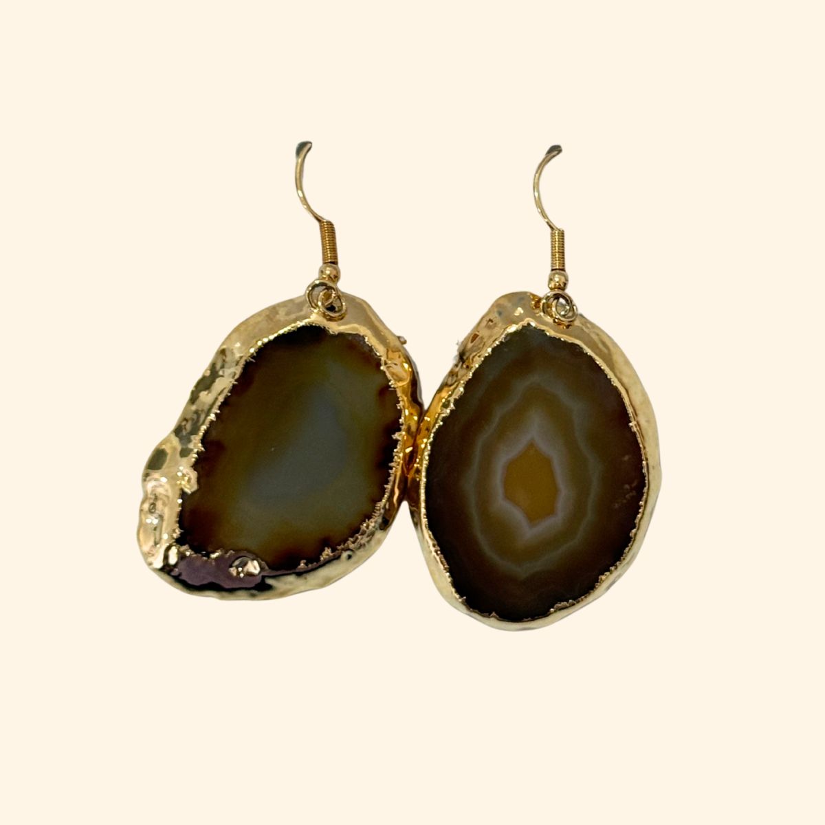 ARETES AGATA