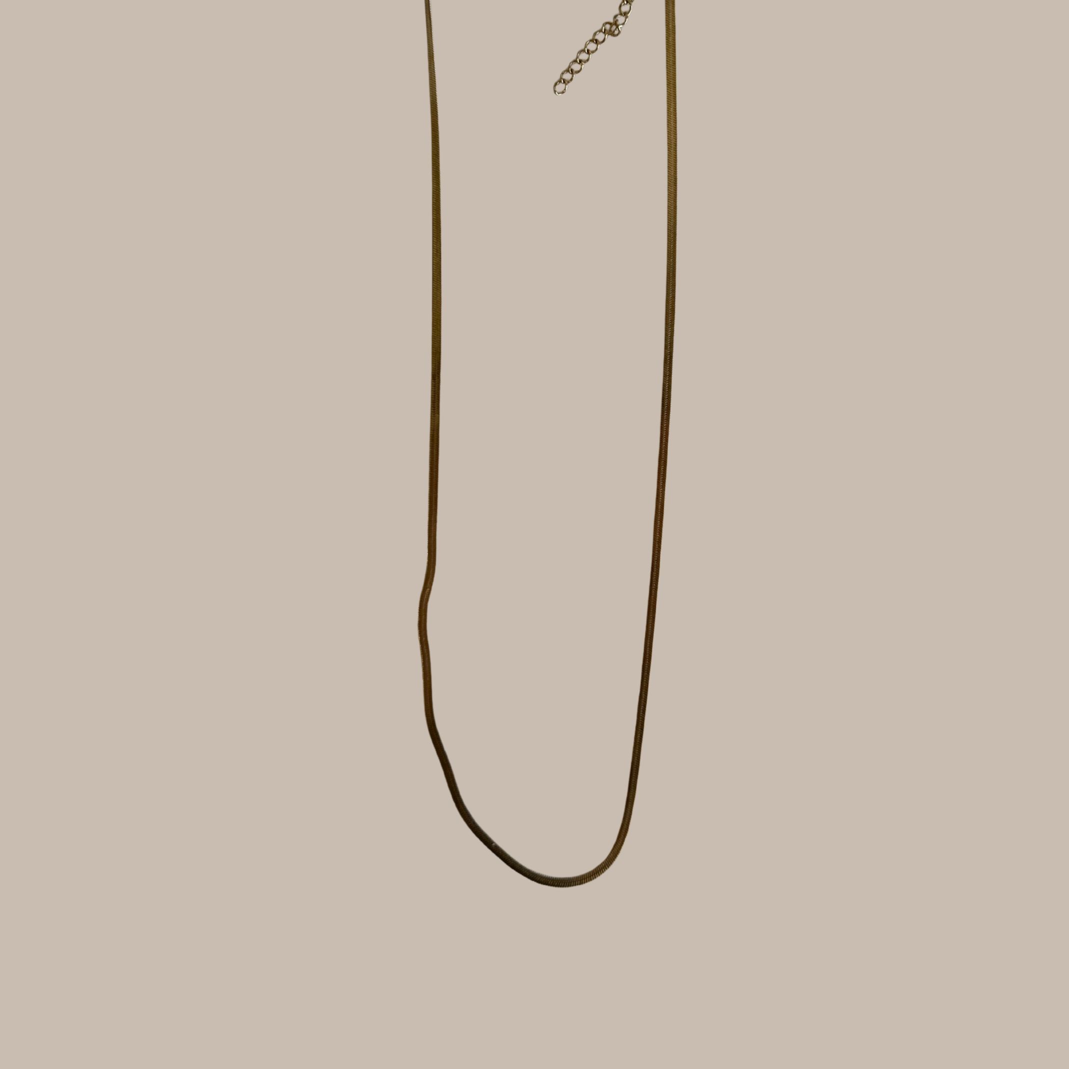 COLLAR LISO DORADO